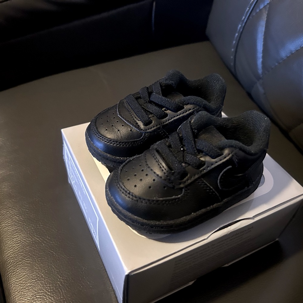 2C black Nike Air Force ones